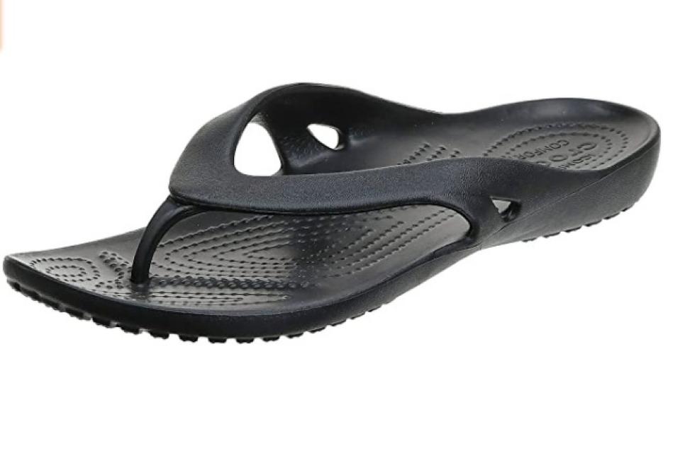 The Comfiest and Cutest Sandals for Pregnant Feet Shopping